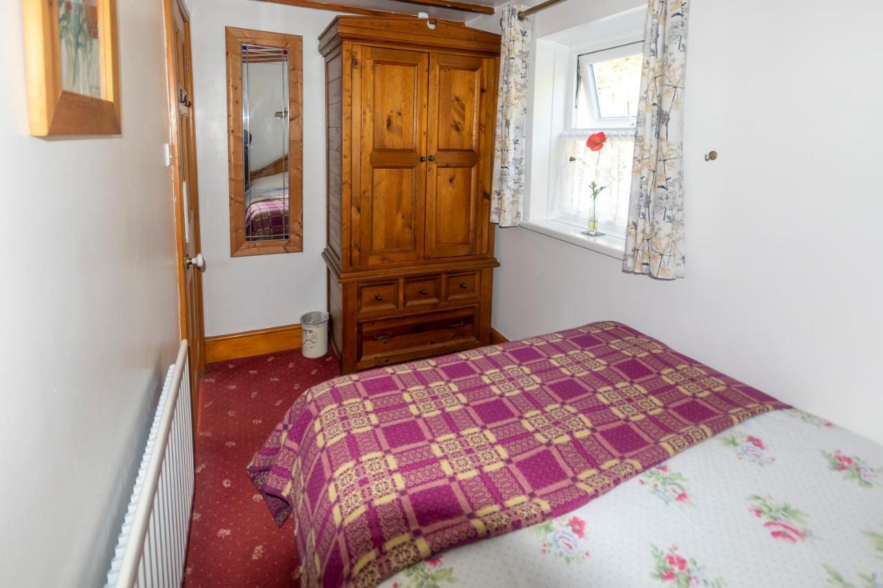 Rosebud Cottage Romantic Cottage For A Couple Fishguard Exterior foto